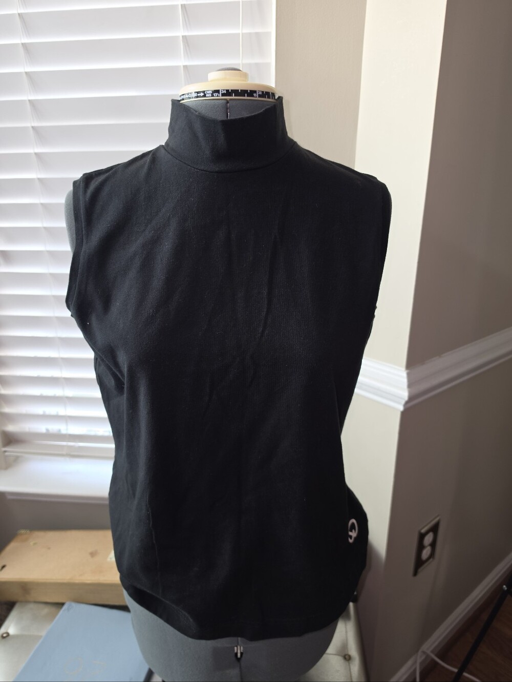St. John Sport Sleeveless Black Turtleneck Women's Top